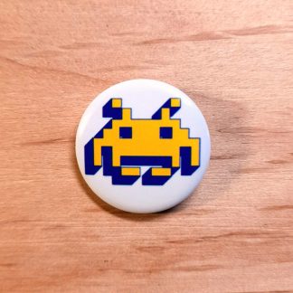 Space Invader - Badges, Magnets and Stickers