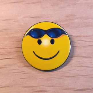 Smiley face with sunglasses - Badges and Magnets