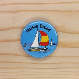 Pin badge featuring sailing boats on the Oulton Broads